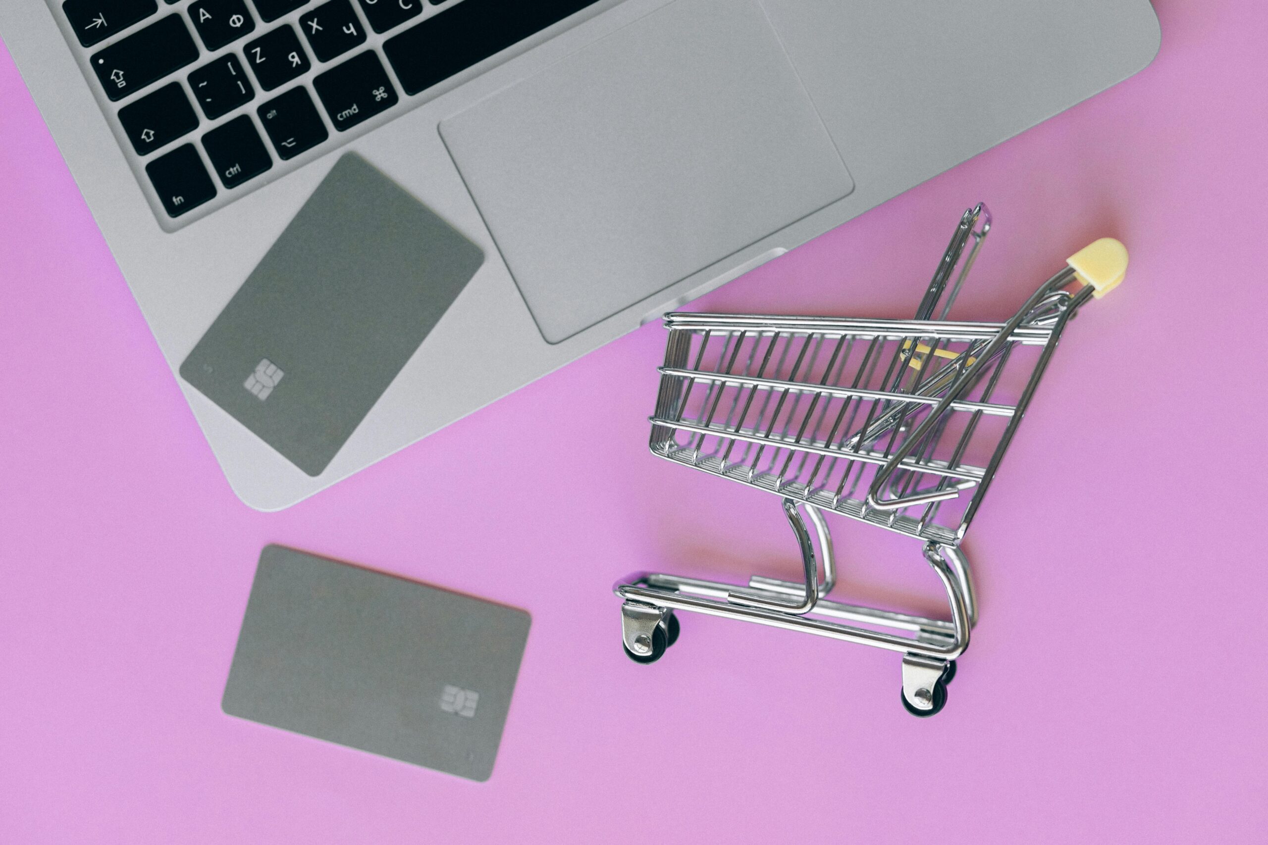 Nền tảng phổ biến để mua hàng online ở Malaysia