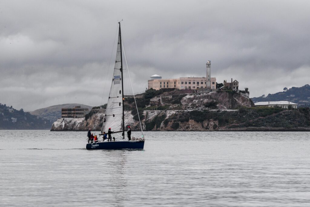 Đảo Alcatraz là một trong những địa điểm du lịch ở San Francisco thu hút