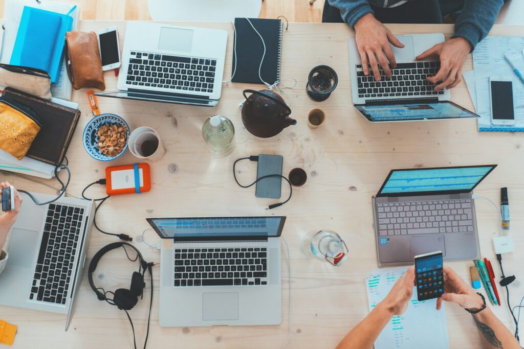 Quán café hiện đại ở Canggu, nơi cộng đồng digital nomad yêu thích làm việc từ xa